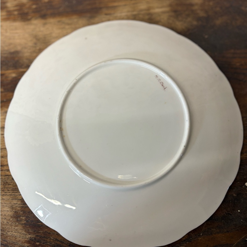 Vintage Floral Decorative Plate with Scalloped Edge - Picture 5 of 7